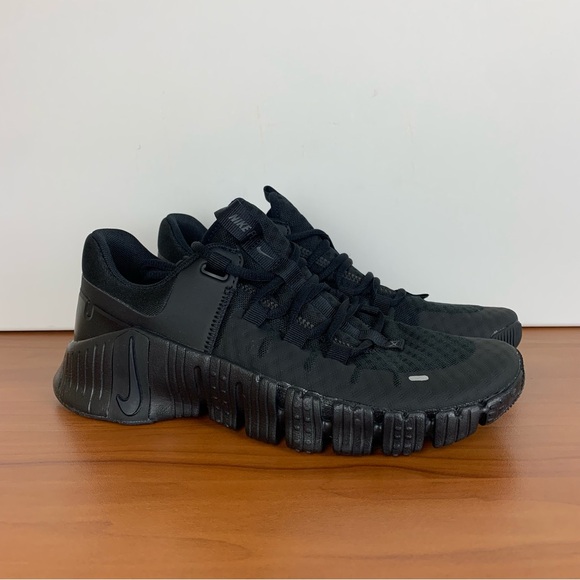 Nike Free Metcon 5 Training Shoes - Picture 1 of 12